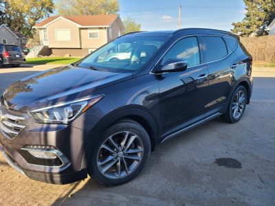 2017 Hyundai santa Fe sport 2.0L 80,0000km