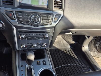 2018 Nissan Pathfinder Midnight Edition