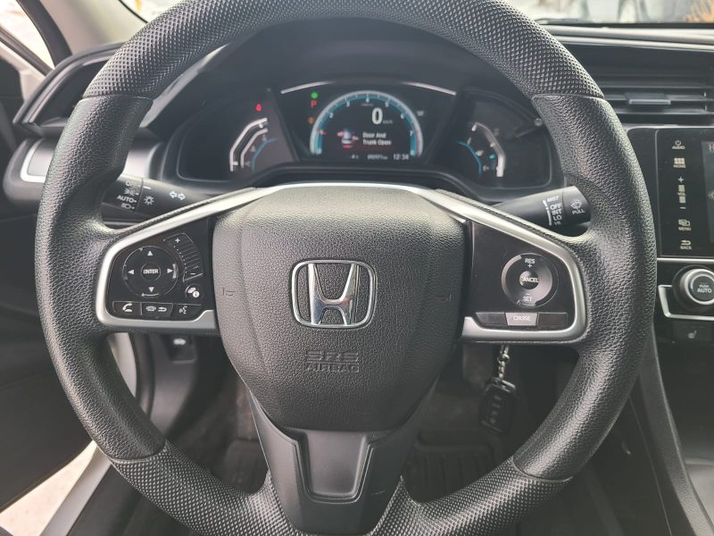 2018 HONDA CIVIC - 92,000KM
