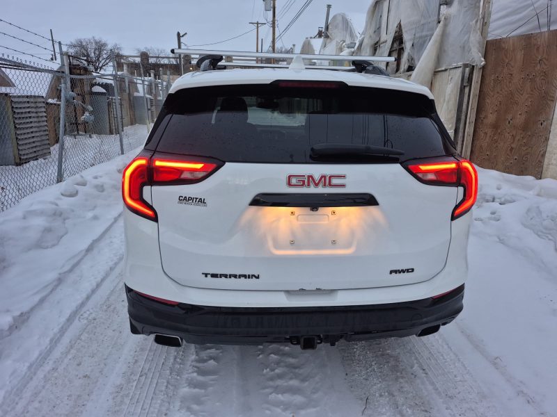 2020 GMC Terrain SLT