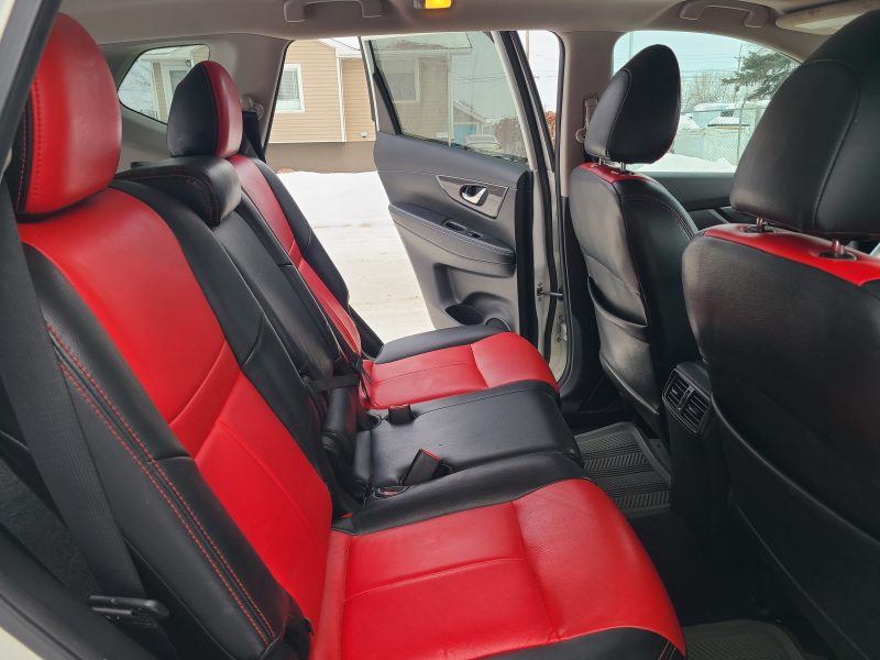 2017 Nissan Rogue SV - 89,000KM