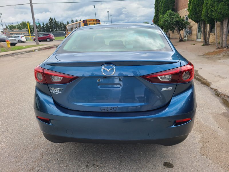 2018 Mazda 3 GT
