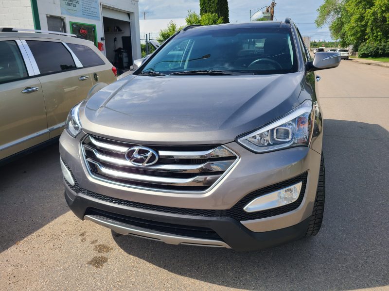 2014 Hyundai Santa Fe Sport 65,000km 2.0L Turbo
