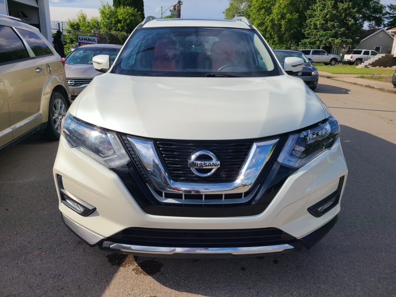 2017 Nissan Rogue SV 90500km