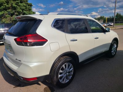 2017 Nissan Rogue SV 90500km